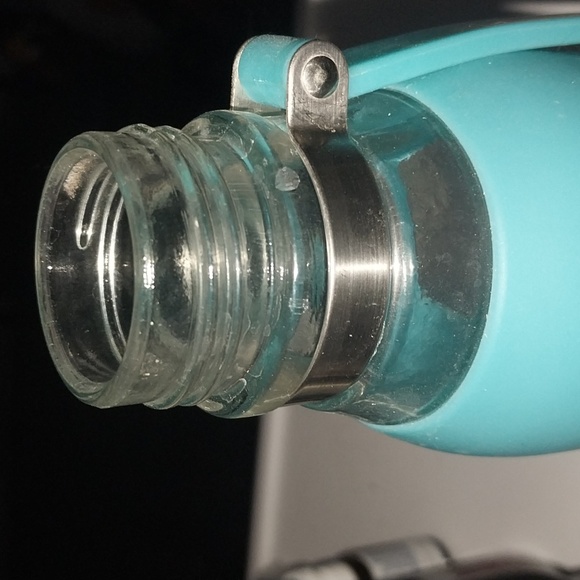 Contigo water bottle - Picture 6 of 8